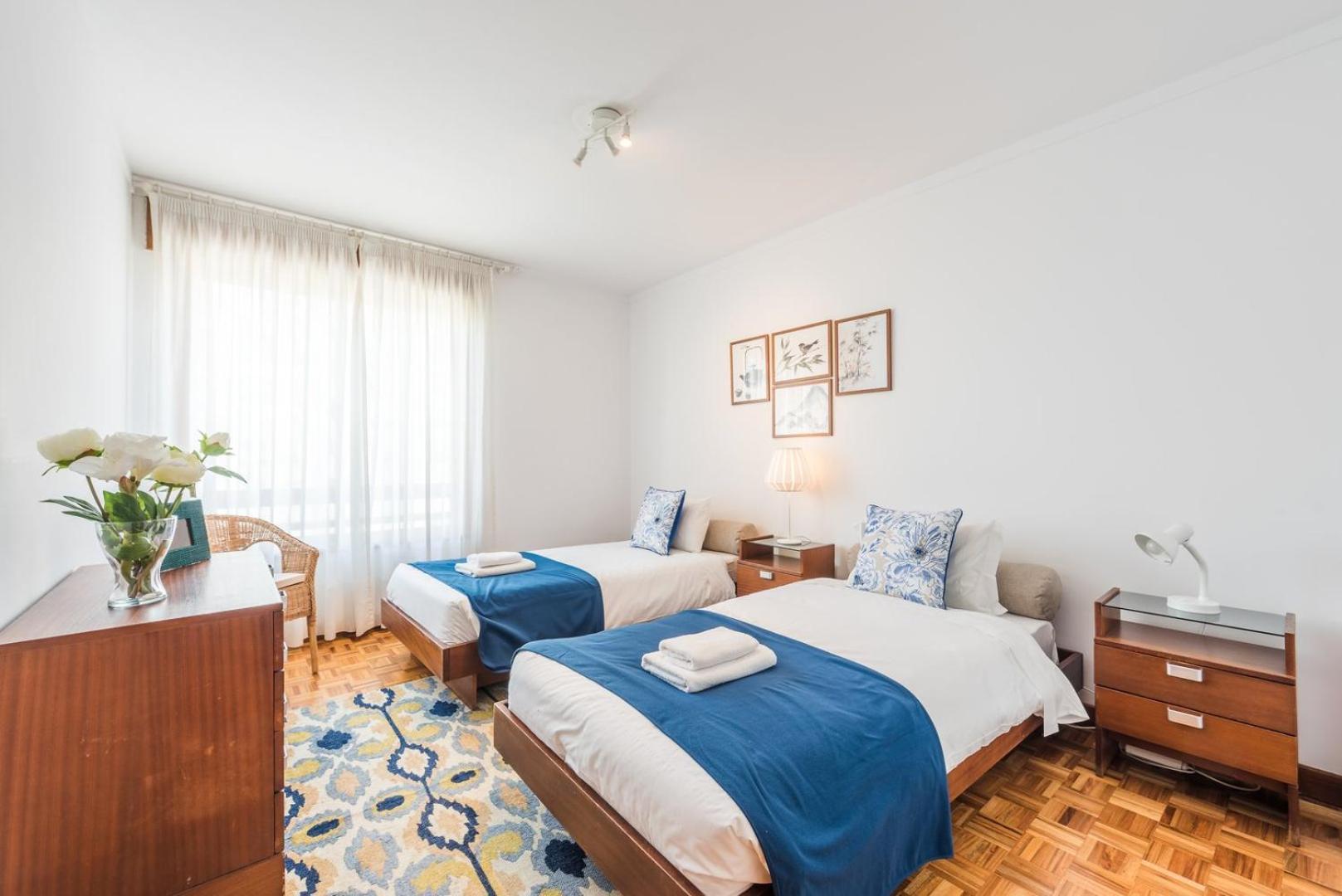 Appartamento Guestready - Eclectic Haven In The Heart Of Oporto Esterno foto