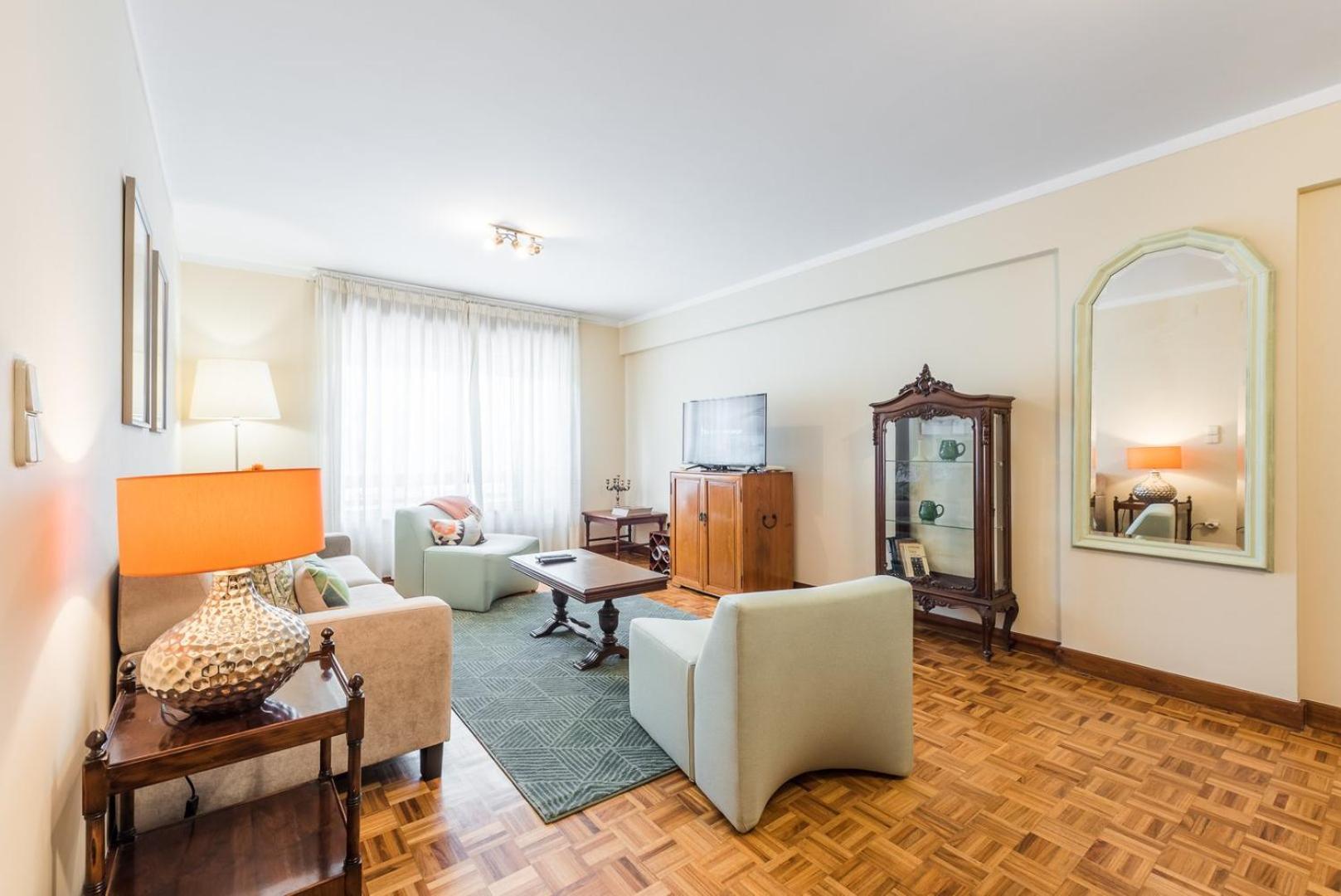 Appartamento Guestready - Eclectic Haven In The Heart Of Oporto Esterno foto