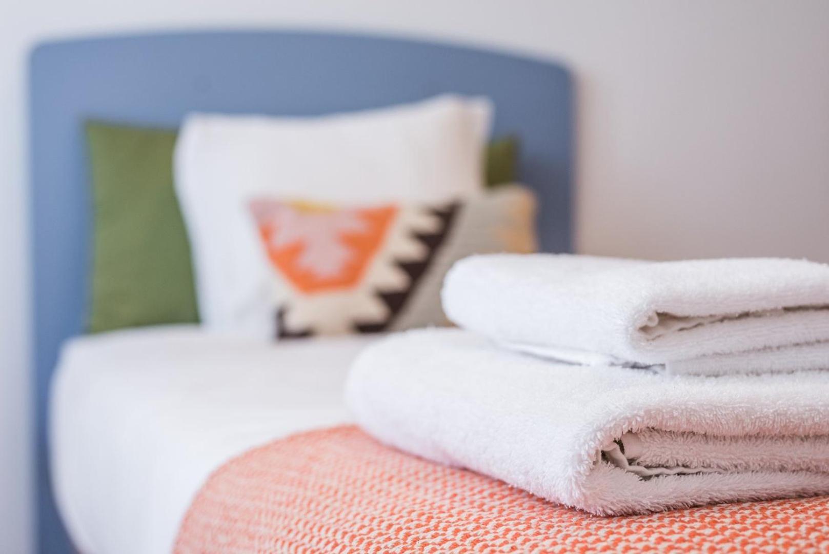 Appartamento Guestready - Eclectic Haven In The Heart Of Oporto Esterno foto