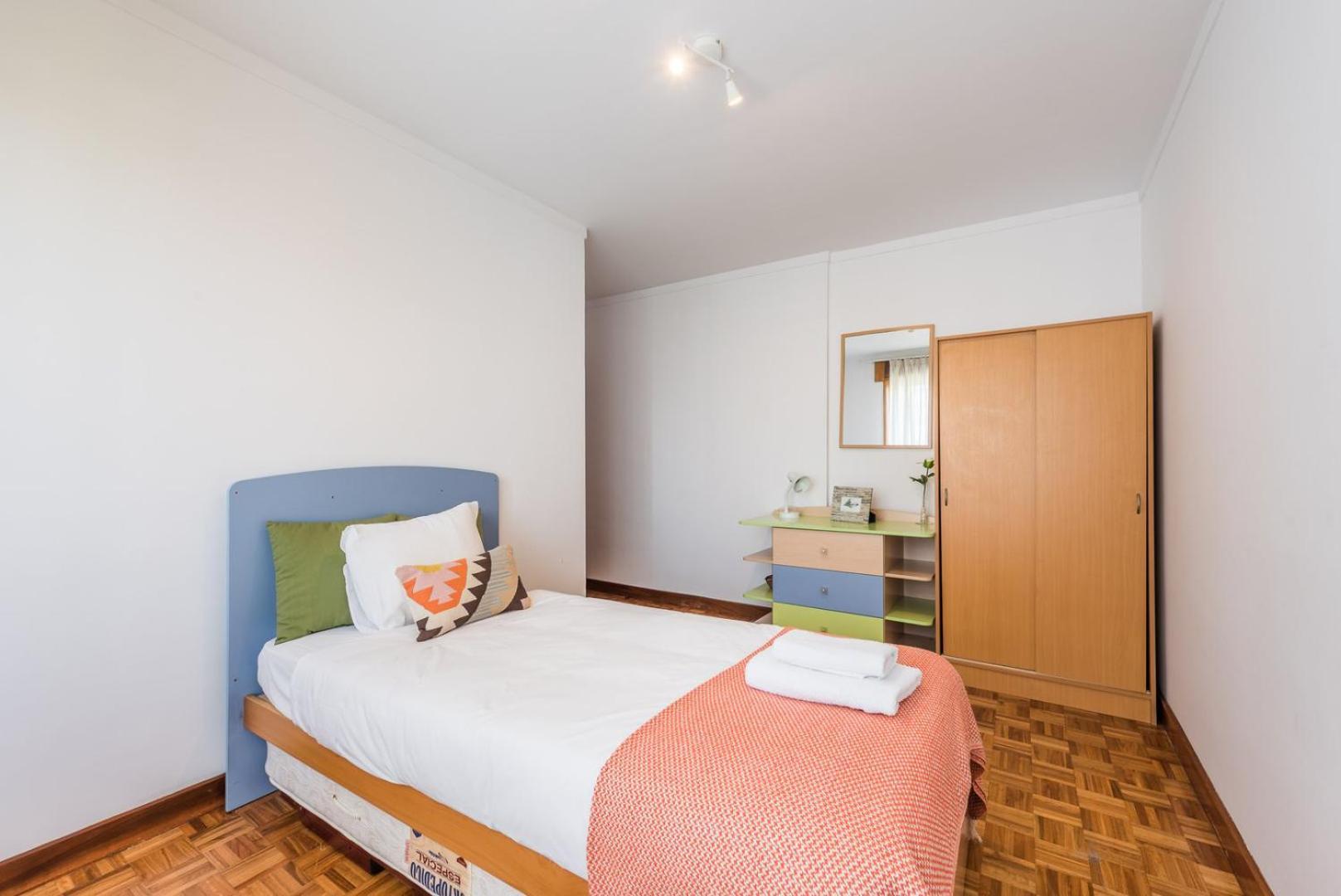 Appartamento Guestready - Eclectic Haven In The Heart Of Oporto Esterno foto